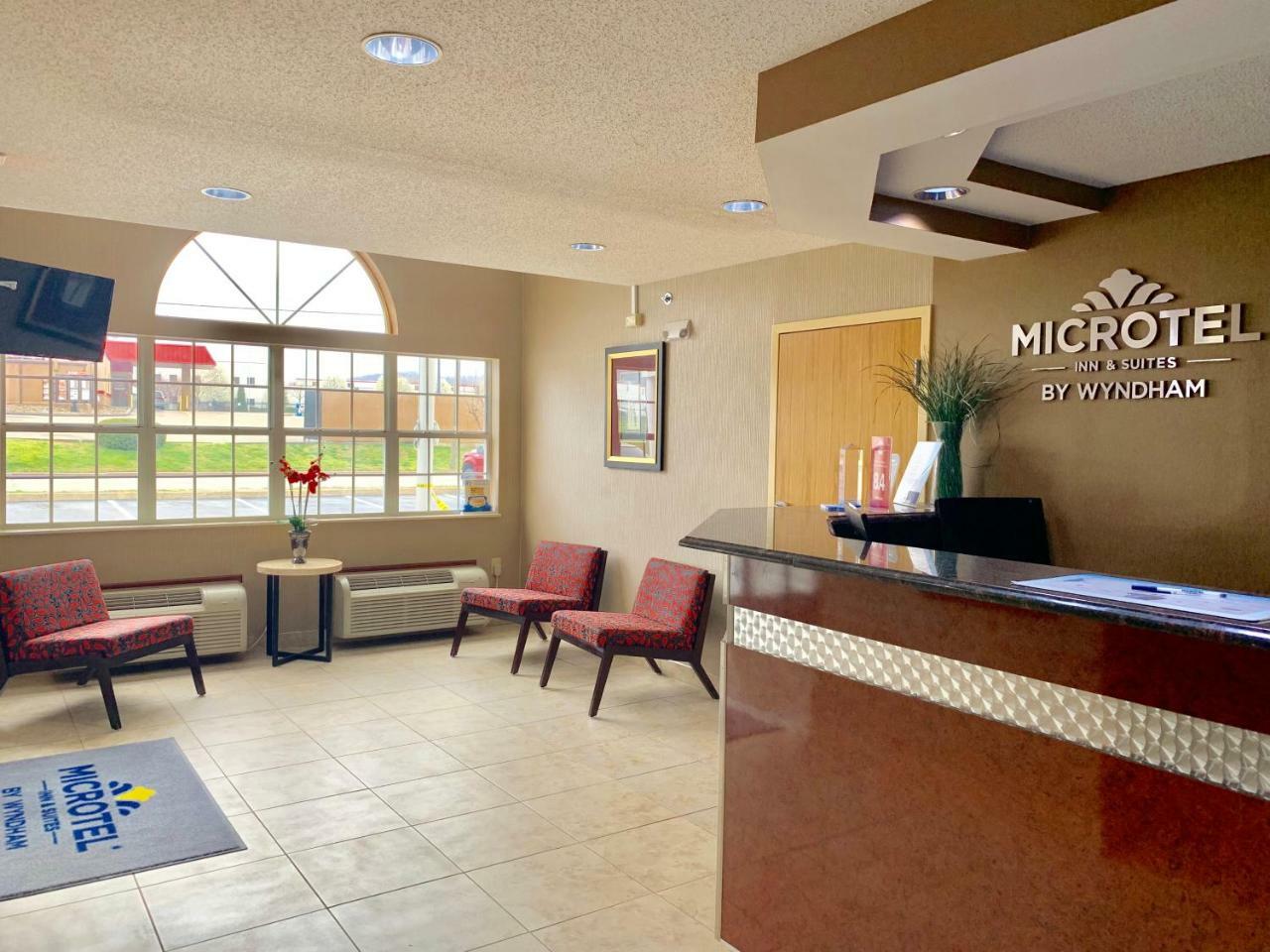 Microtel Inn & Suites By Wyndham Charleston Eksteriør bilde